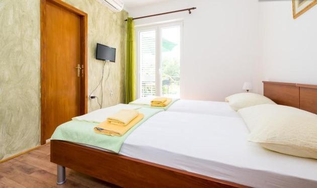 Apartments Husanovic Mokošica Pokoj fotografie